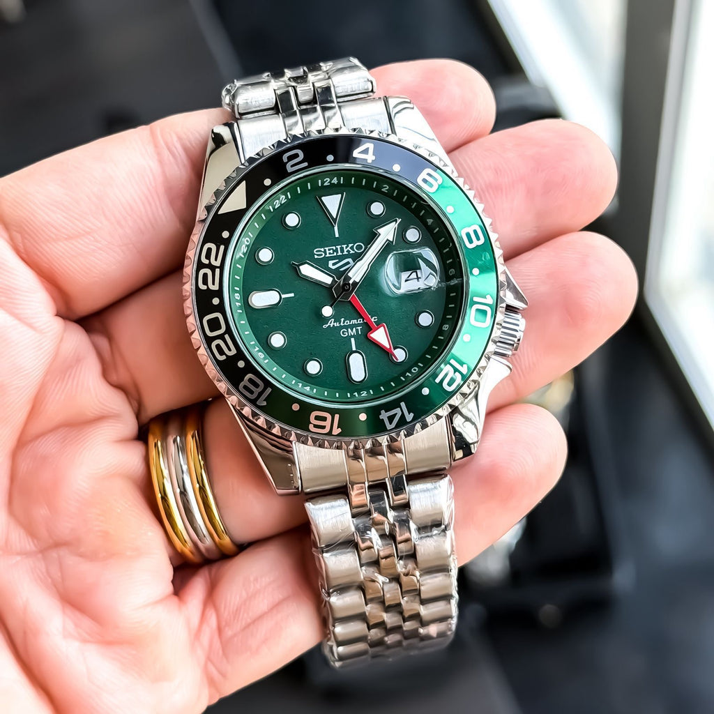 WATCH 117