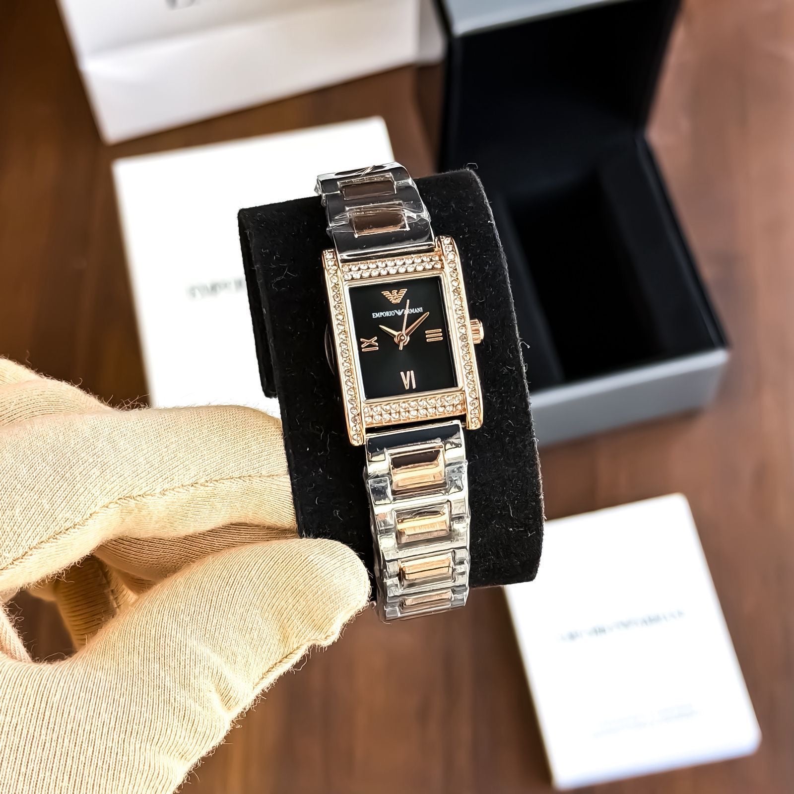 WOMEN WATCH 029