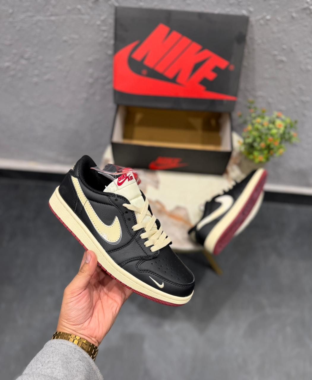 RETRO 1 LOW X NIGLE SYLVESTER