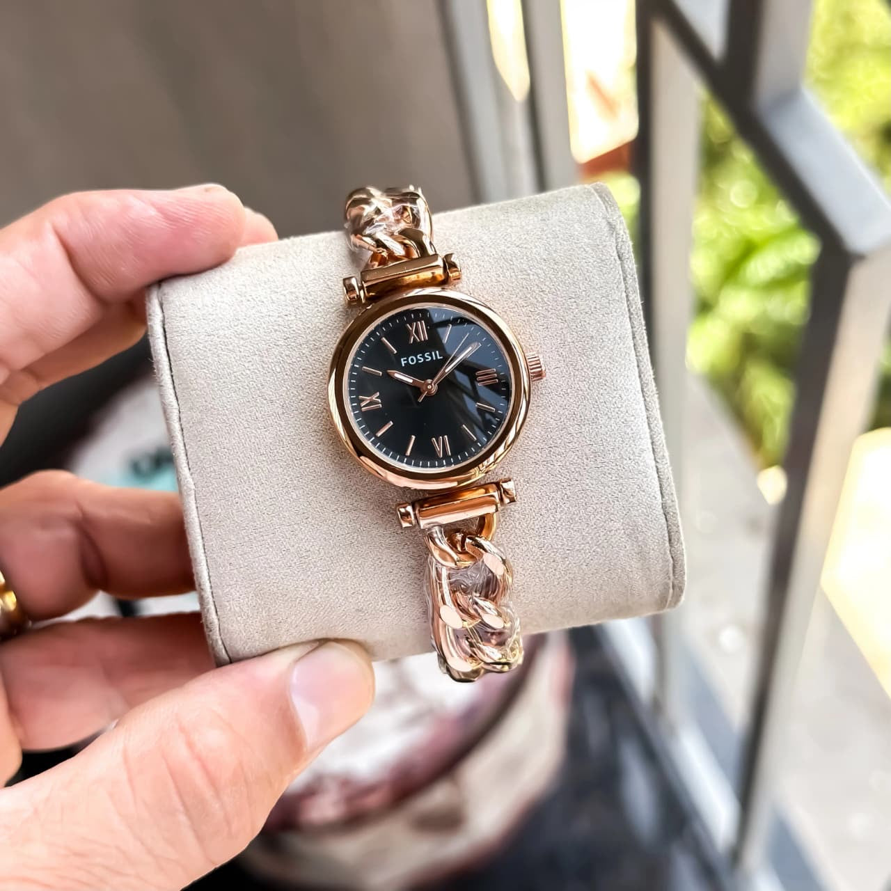 WOMEN WATCH BLACK