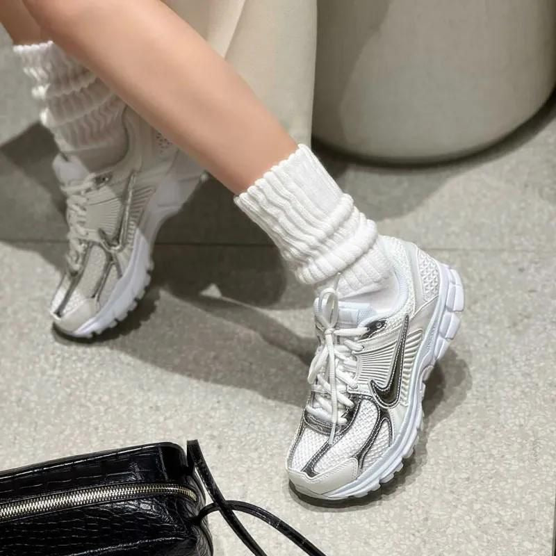 WOMEN ZOOM VOMERO SILVER