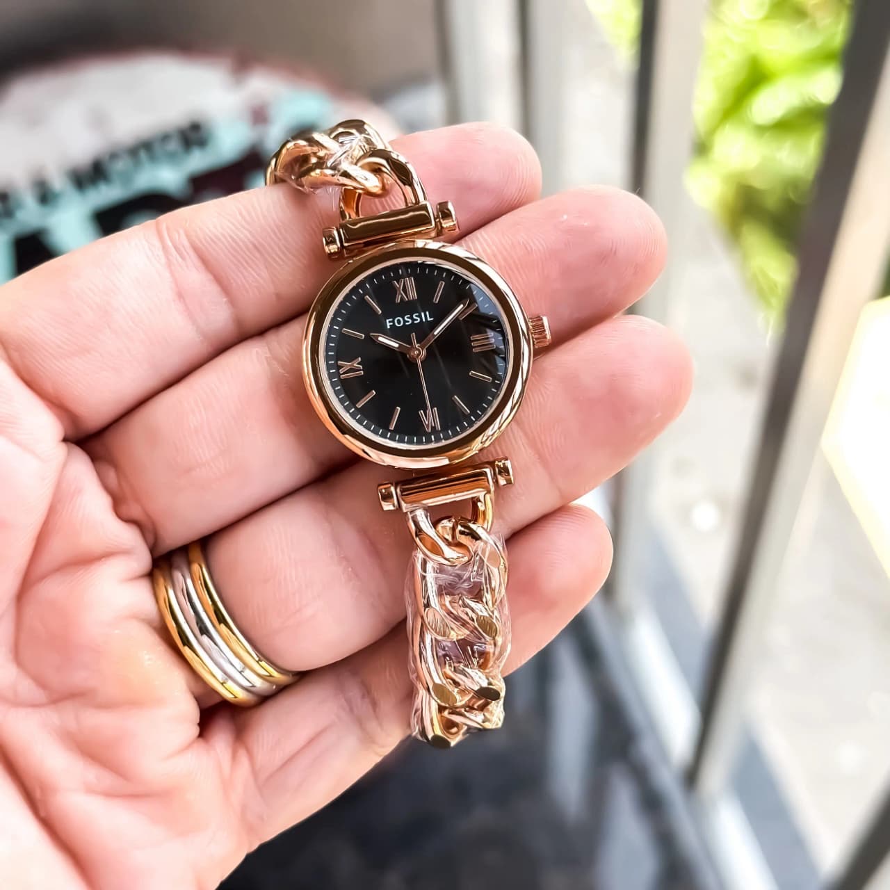 WOMEN WATCH BLACK