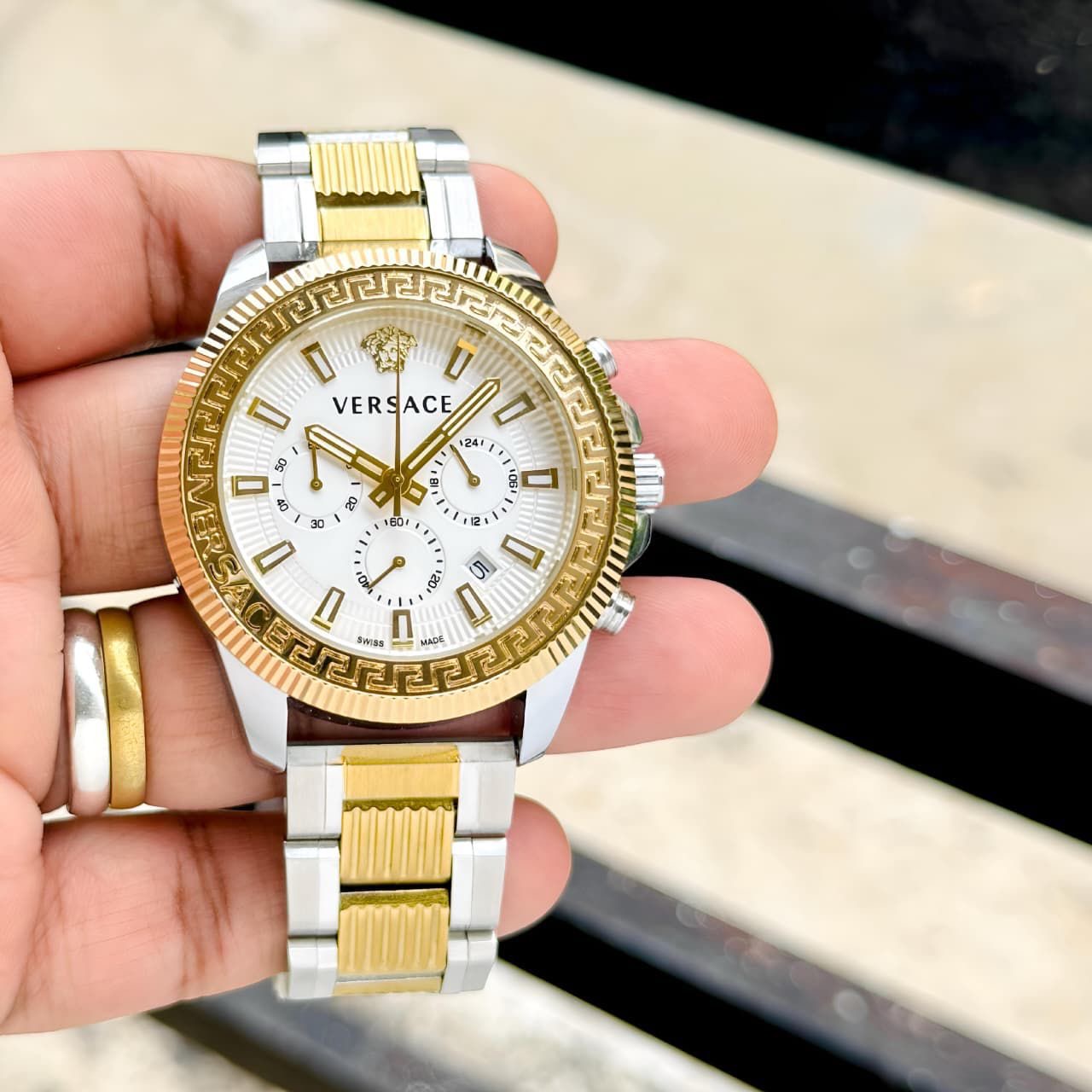 WATCH 083