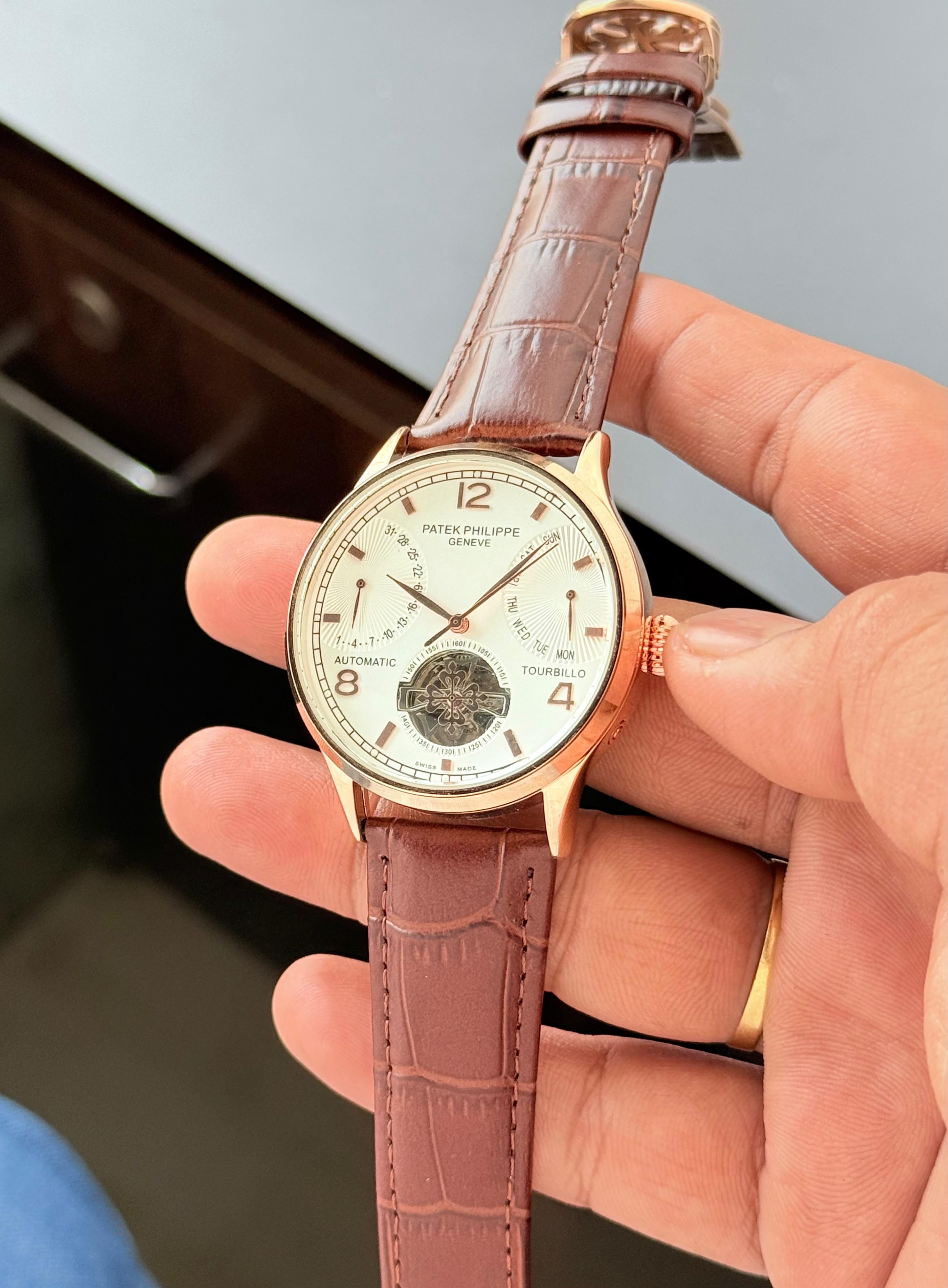 WATCH 106