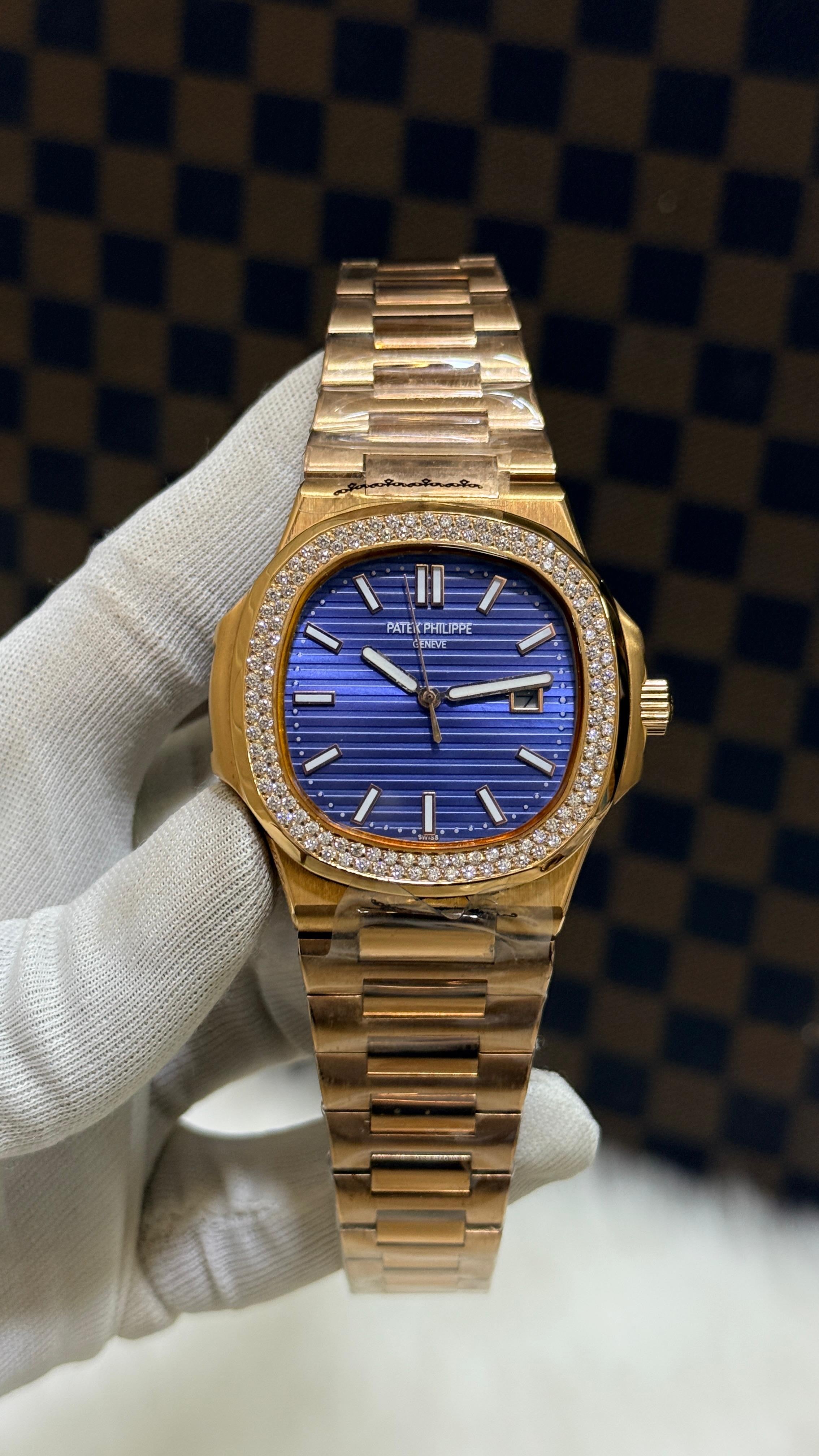 WATCH 074
