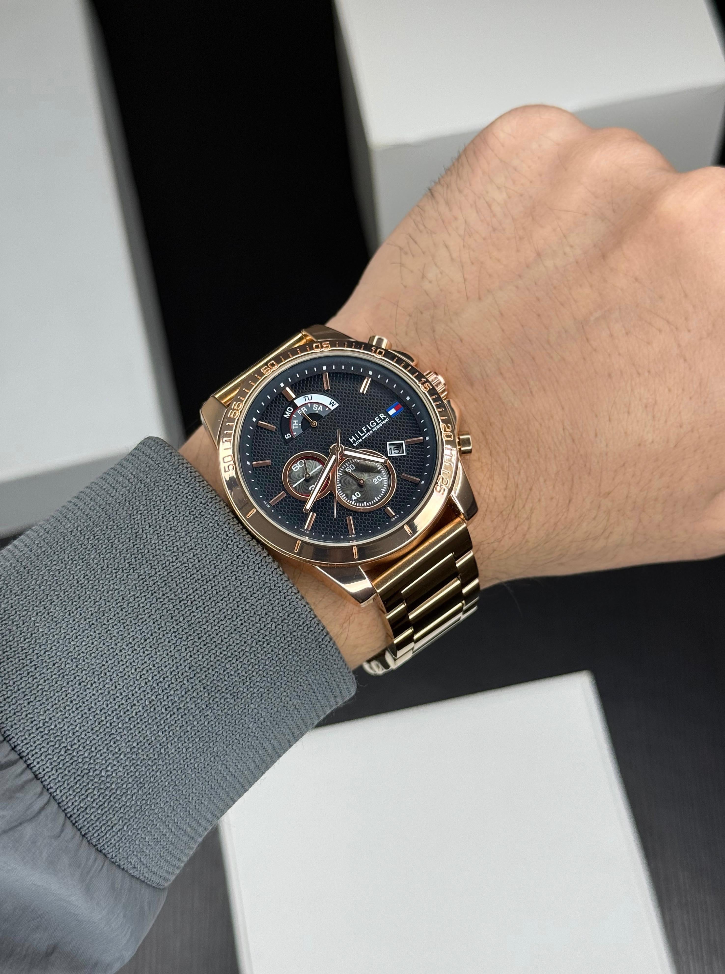 WATCH 114