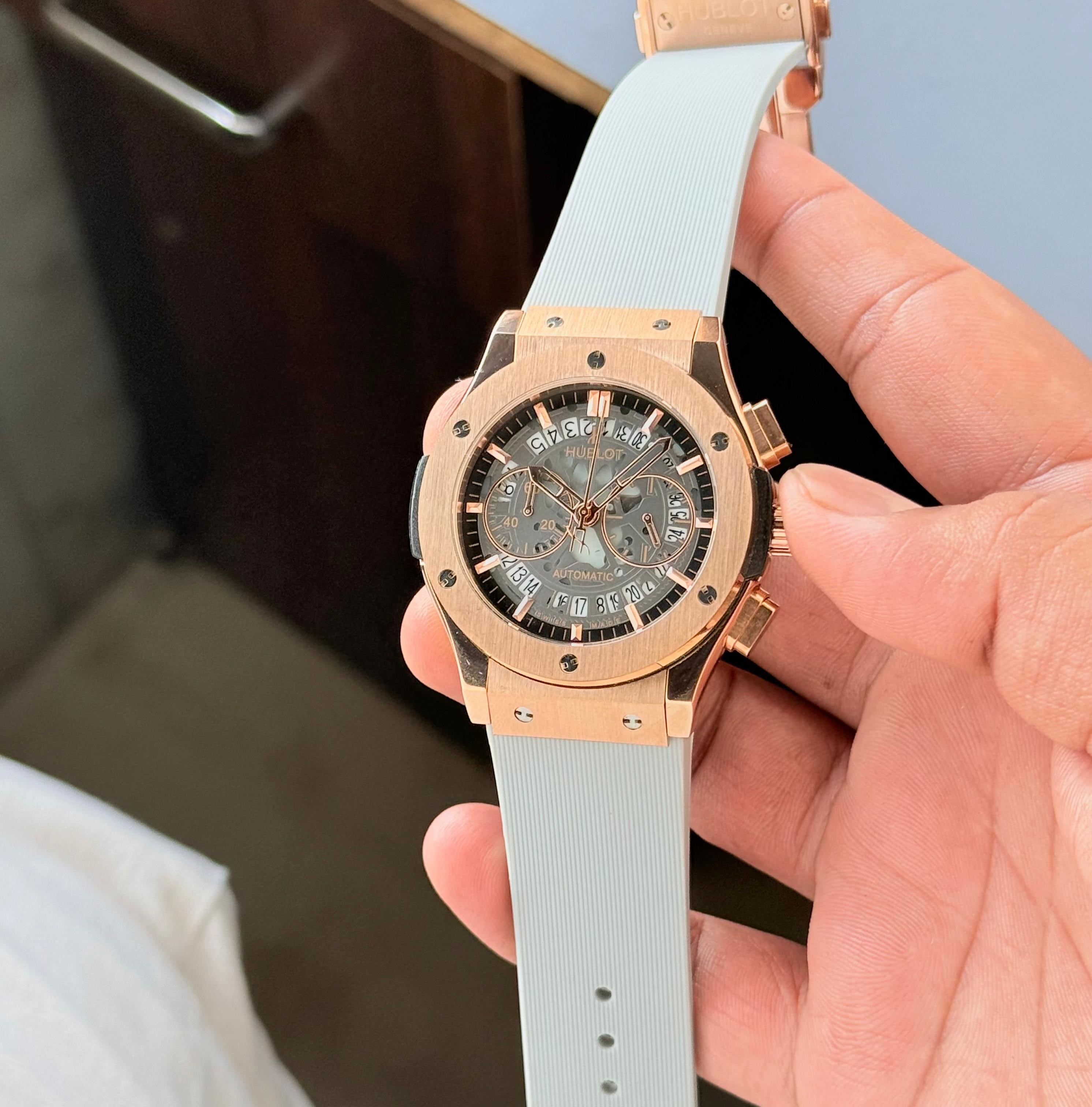WATCH 093
