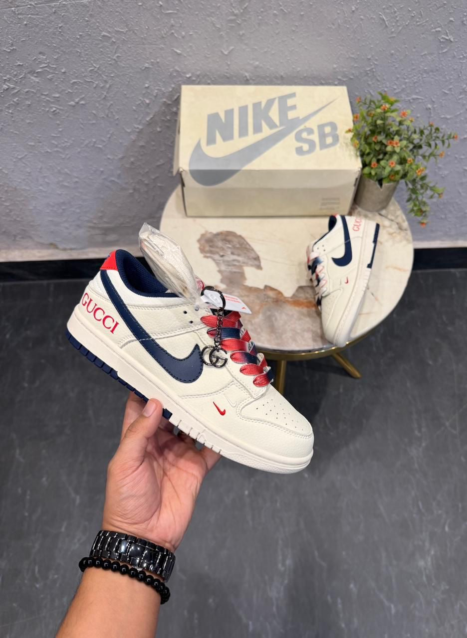 SB DUNK X GUCCI CUSTOM