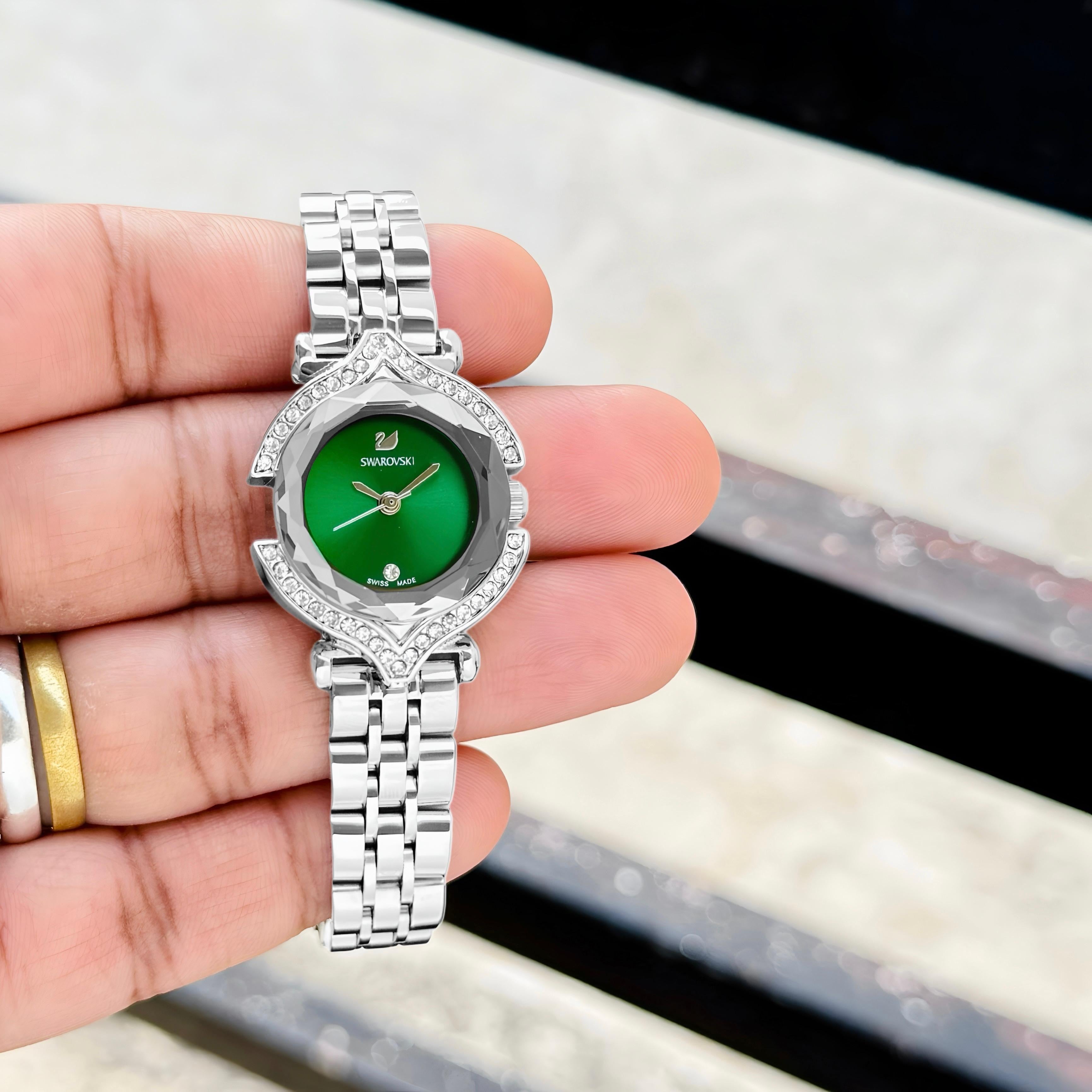 WOMEN WATCH 043