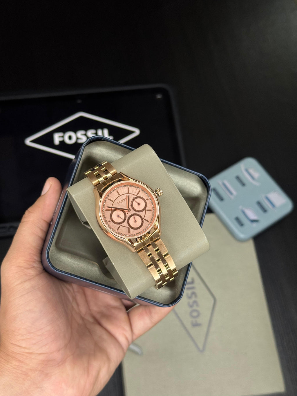 WOMEN WATCH 038