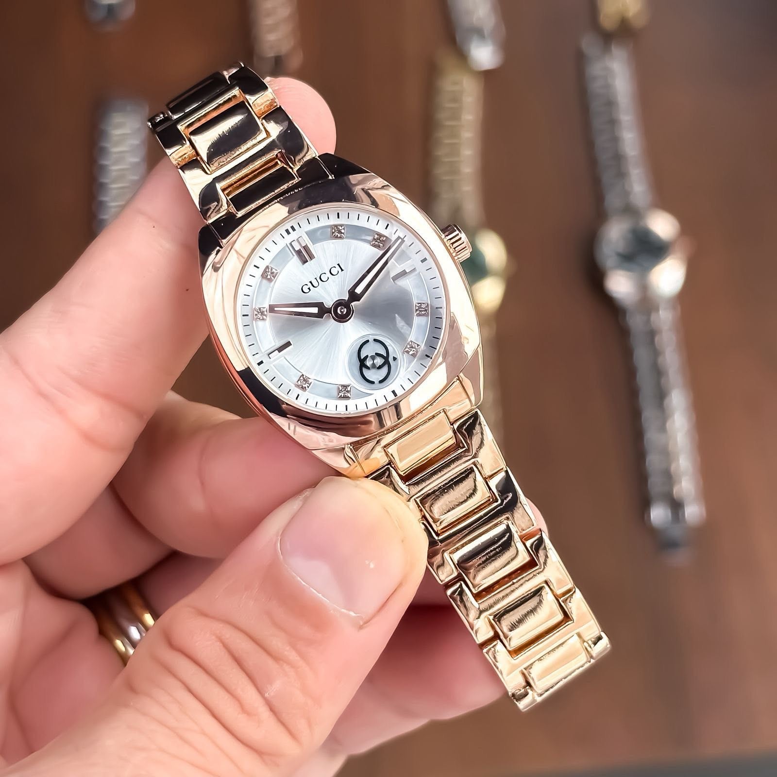 WOMEN WATCH GU