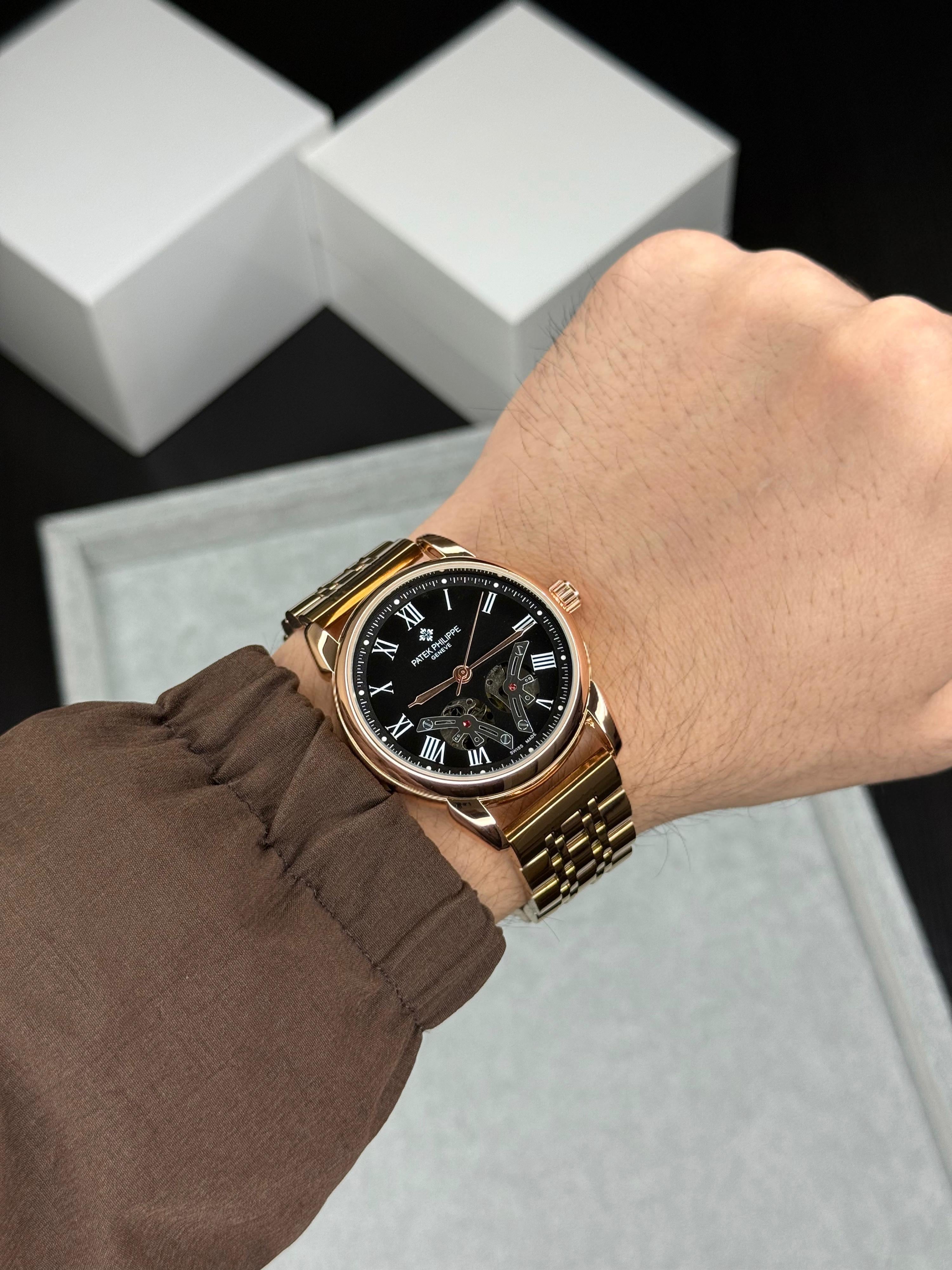 WATCH AUTOMATIC