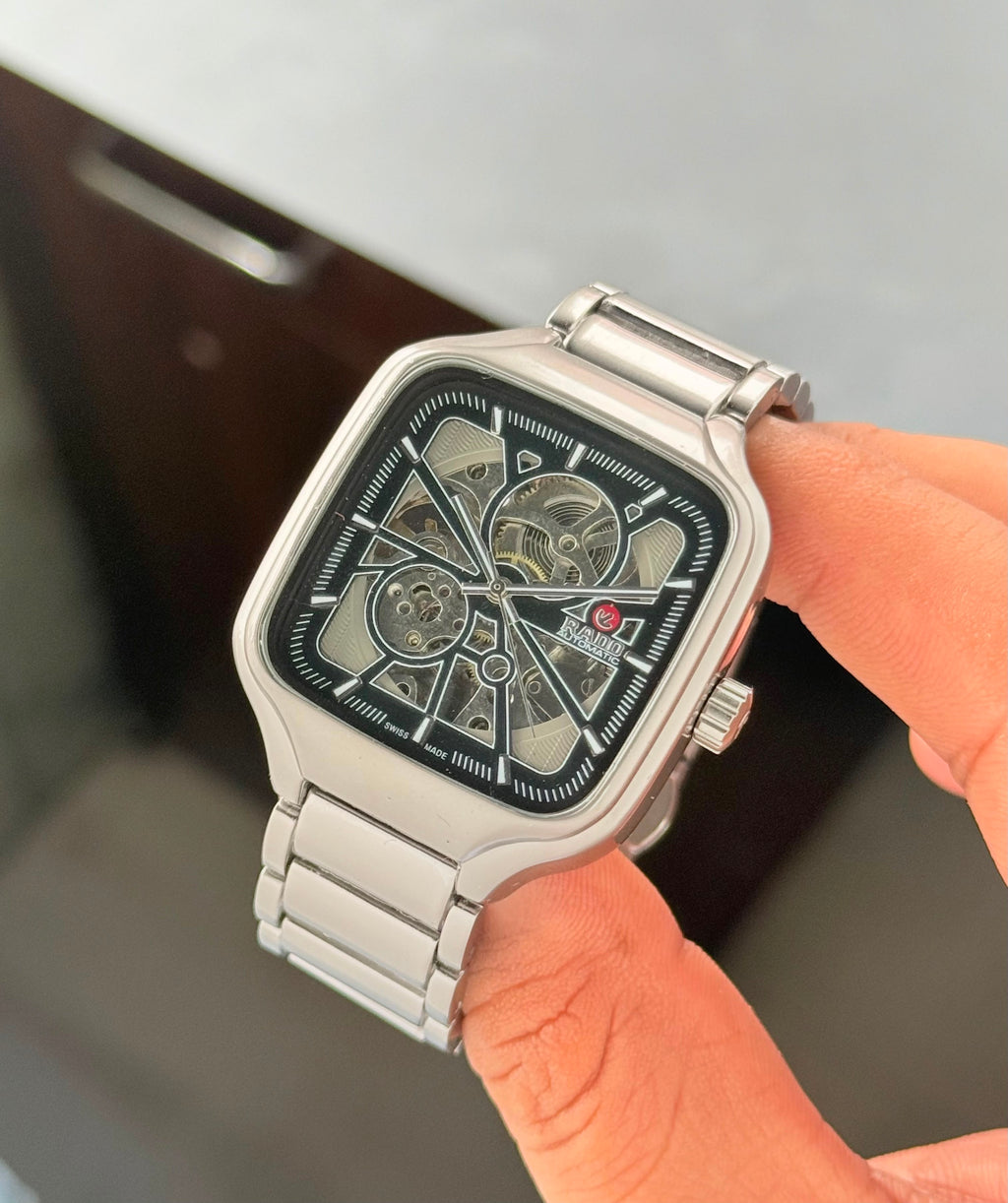 WATCH AUTOMATIC