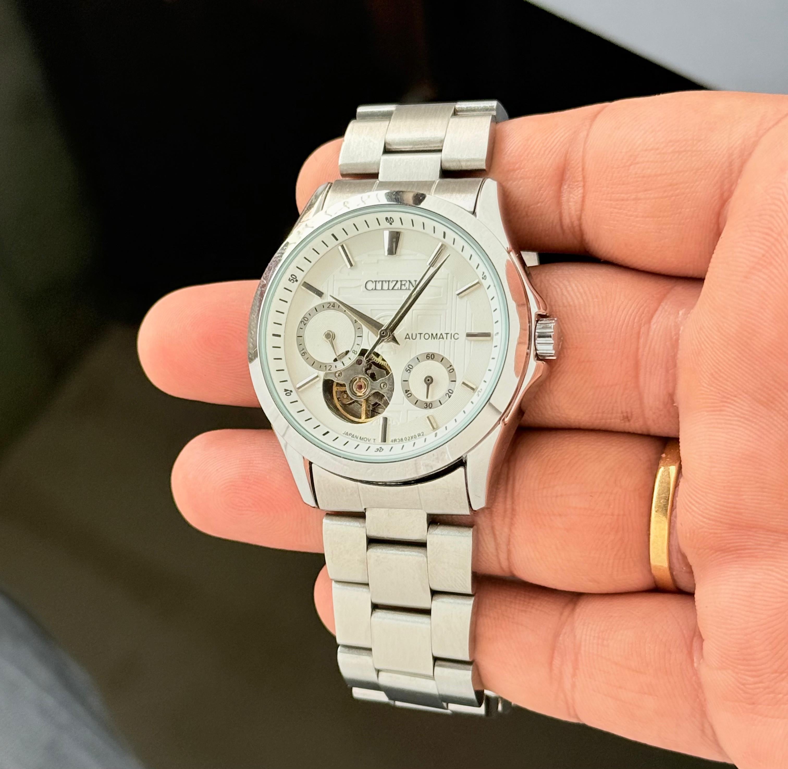 WATCH 122