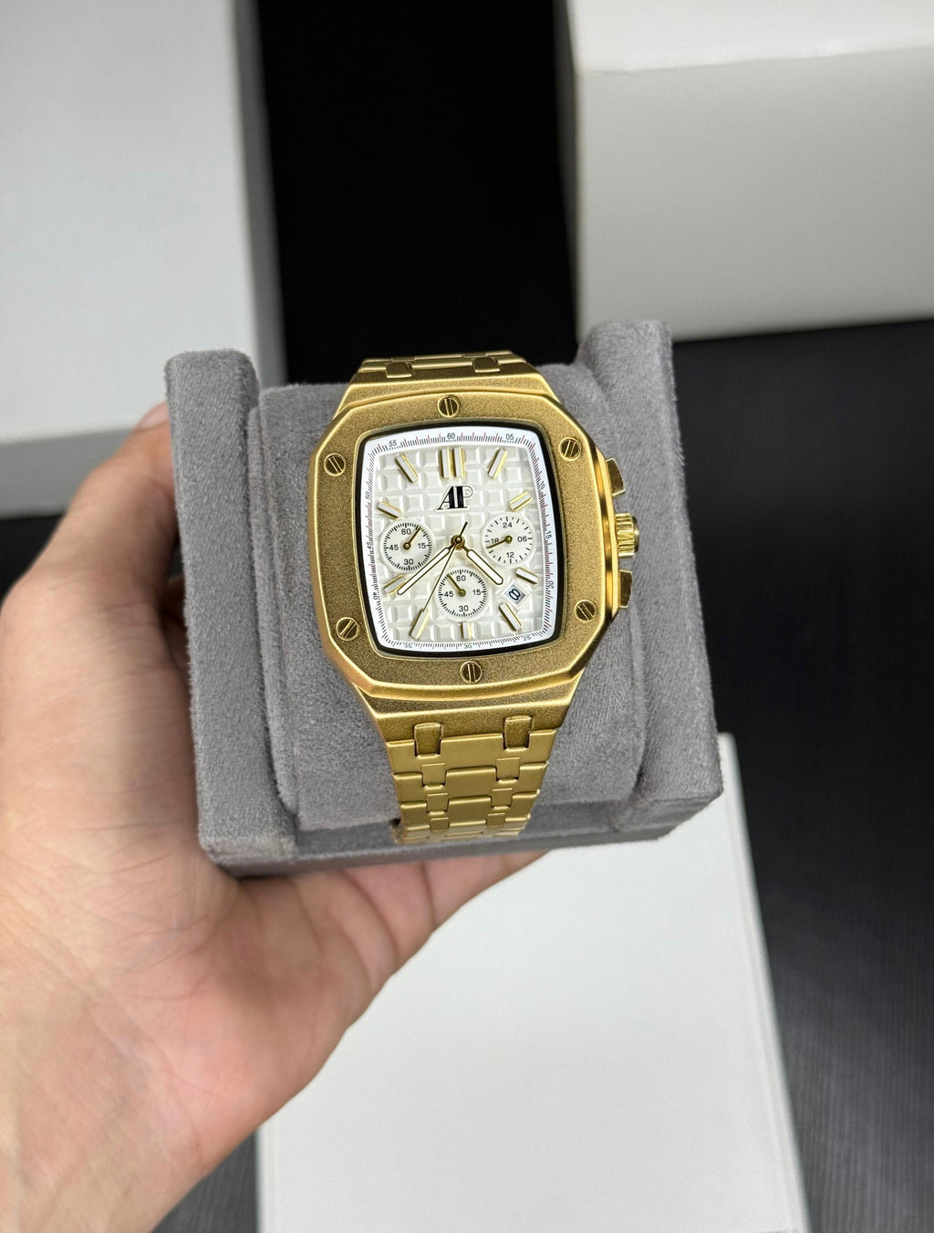 WATCH AP OAK 200