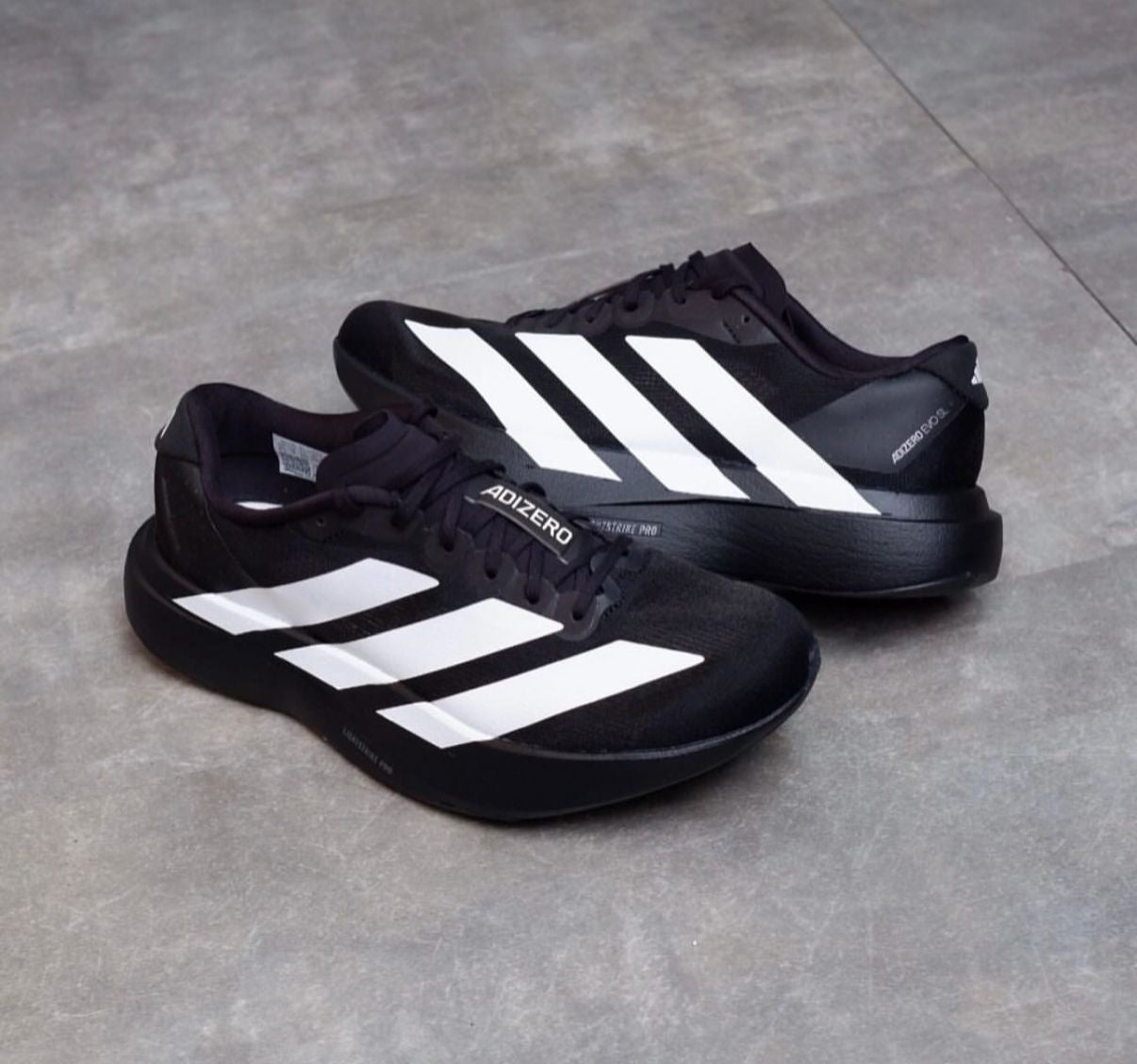 ADIZERO EVO SL BLACK