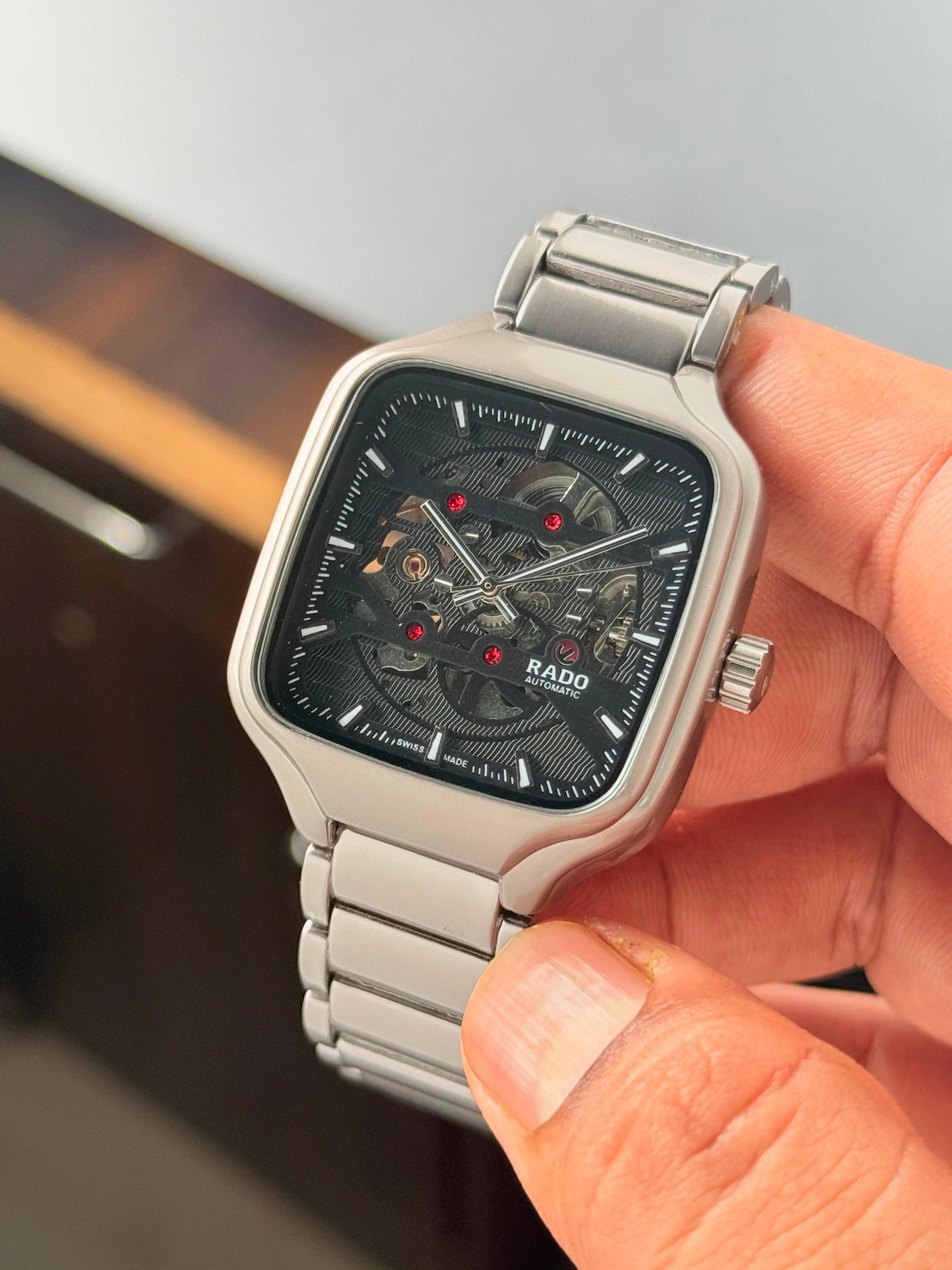 WATCH AUTOMATIC