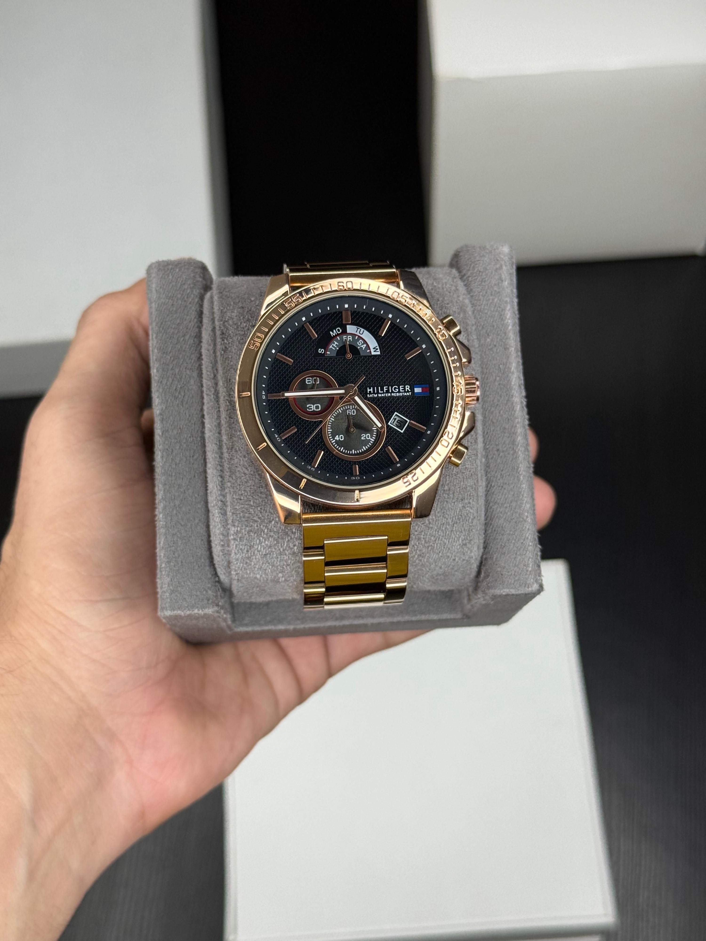 WATCH 114