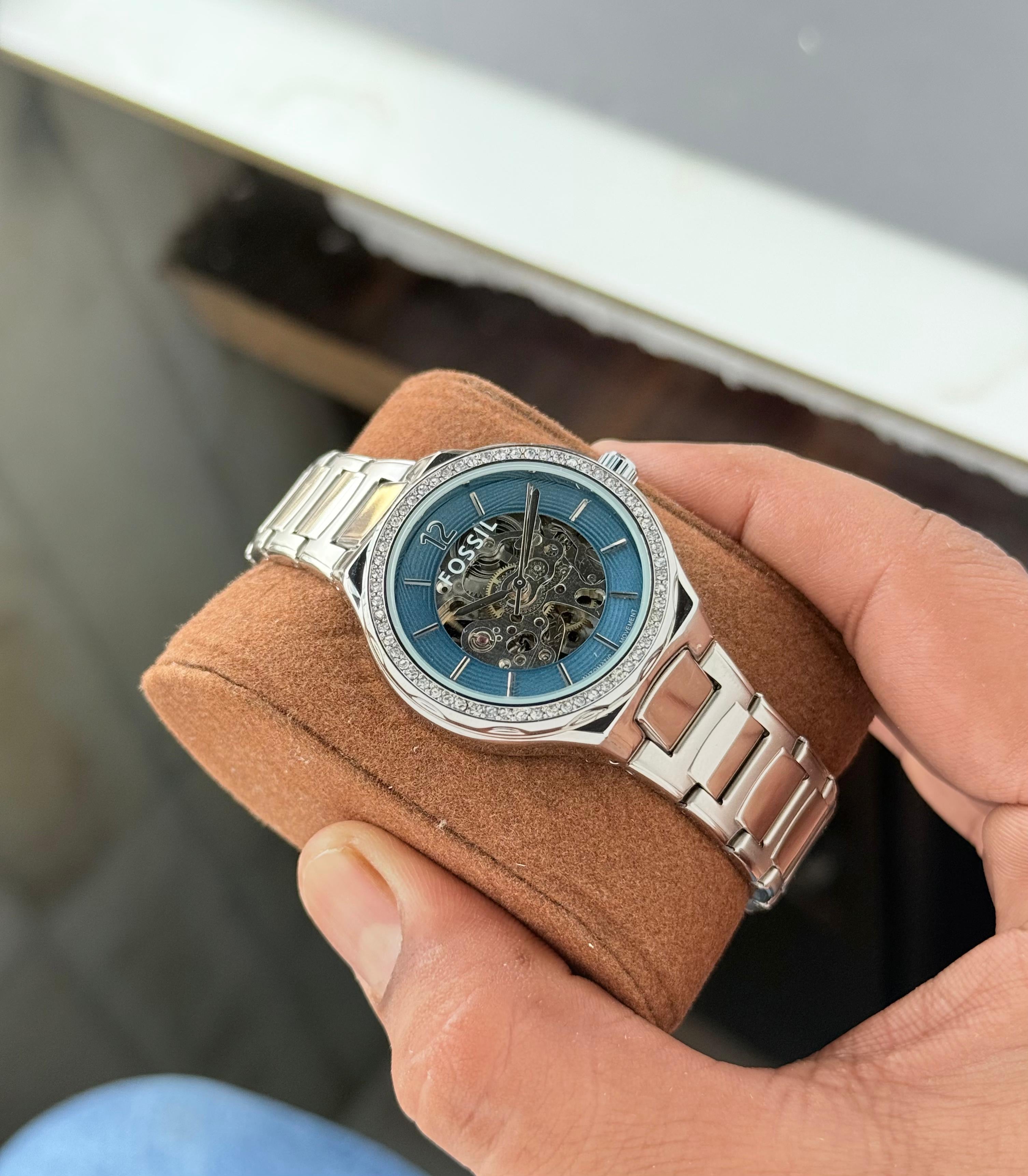 WOMEN WATCH 030