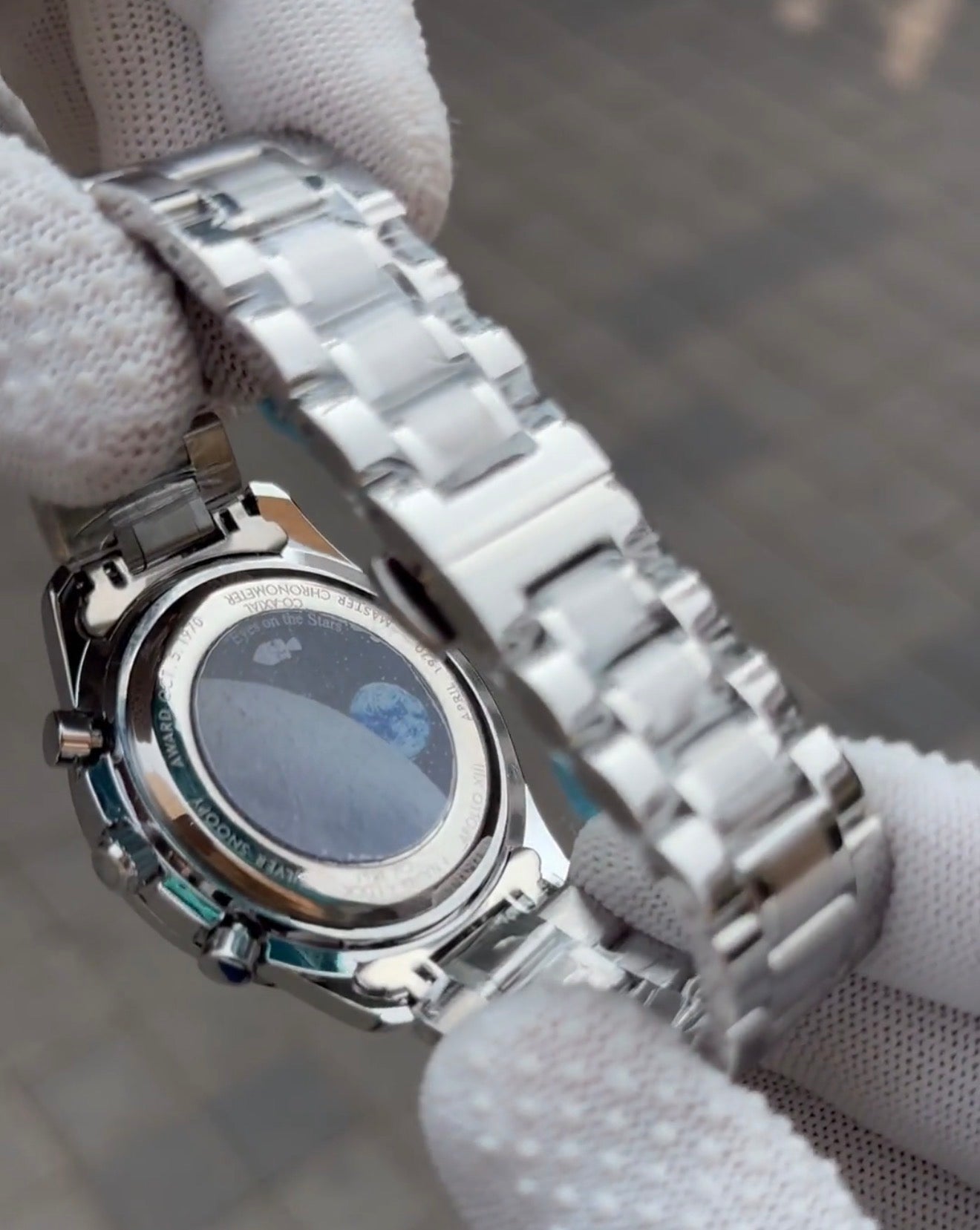 WATCH 142
