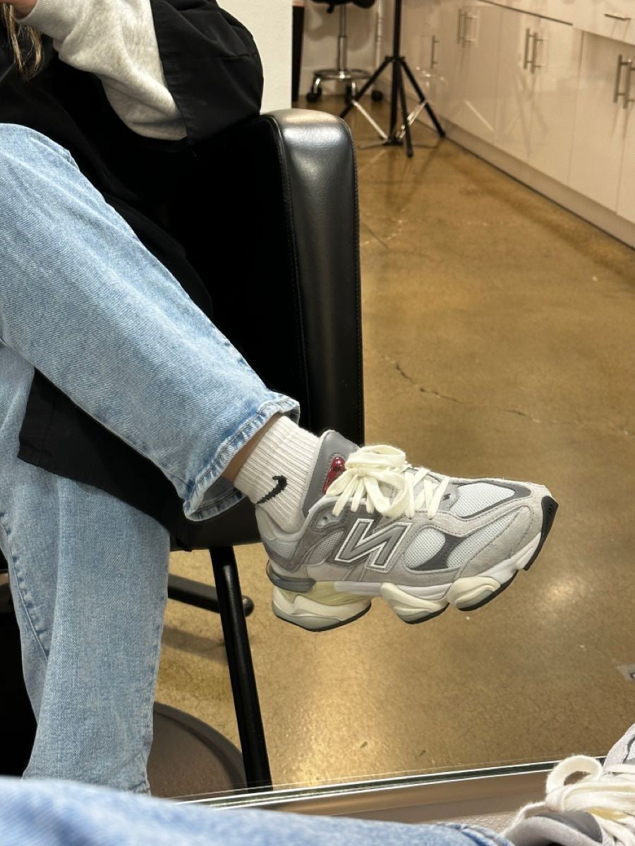 NB 9060 PANELLED GRAY