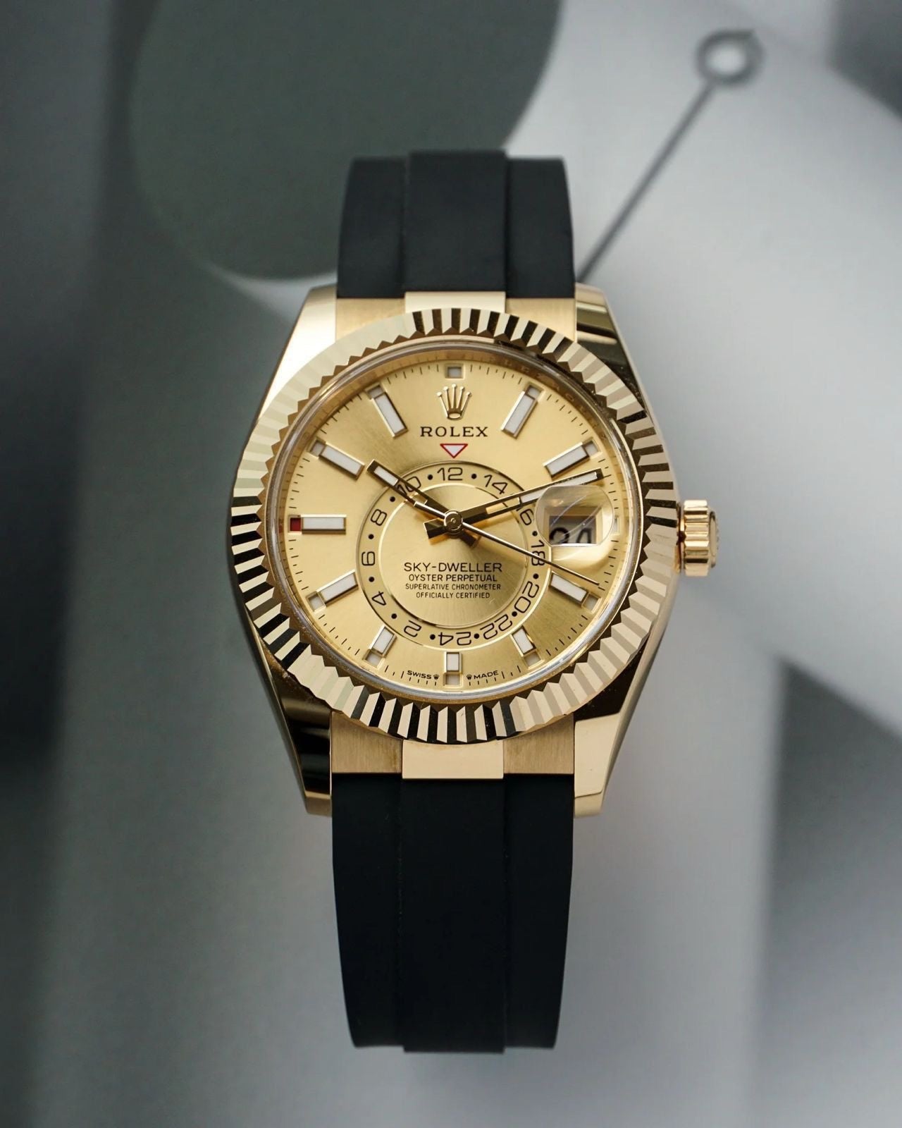 WATCH SKY DWELLER