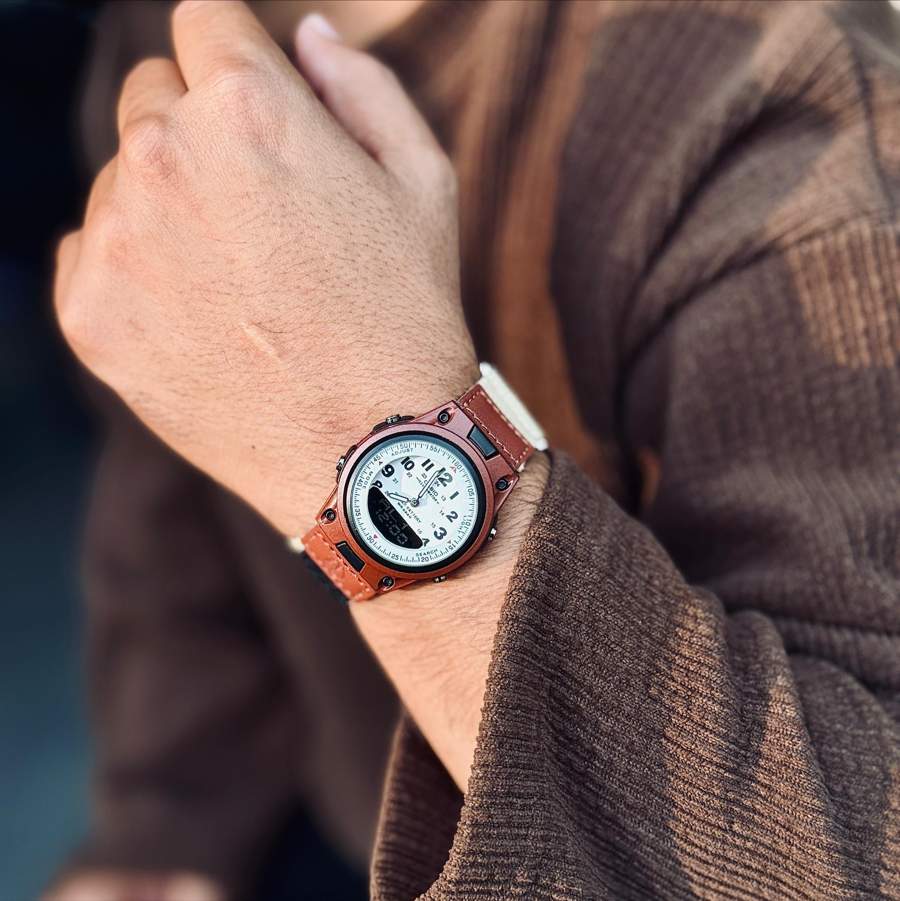 WATCH 048