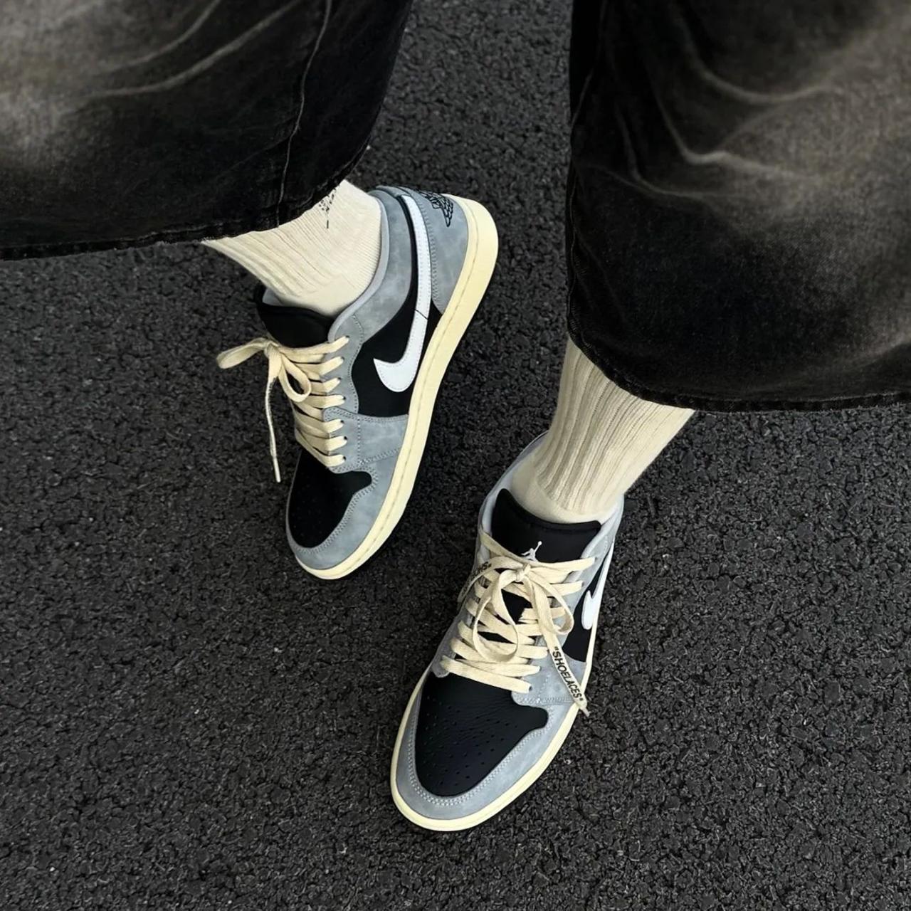 RETRO 1 lOW REVERSE SHADOW