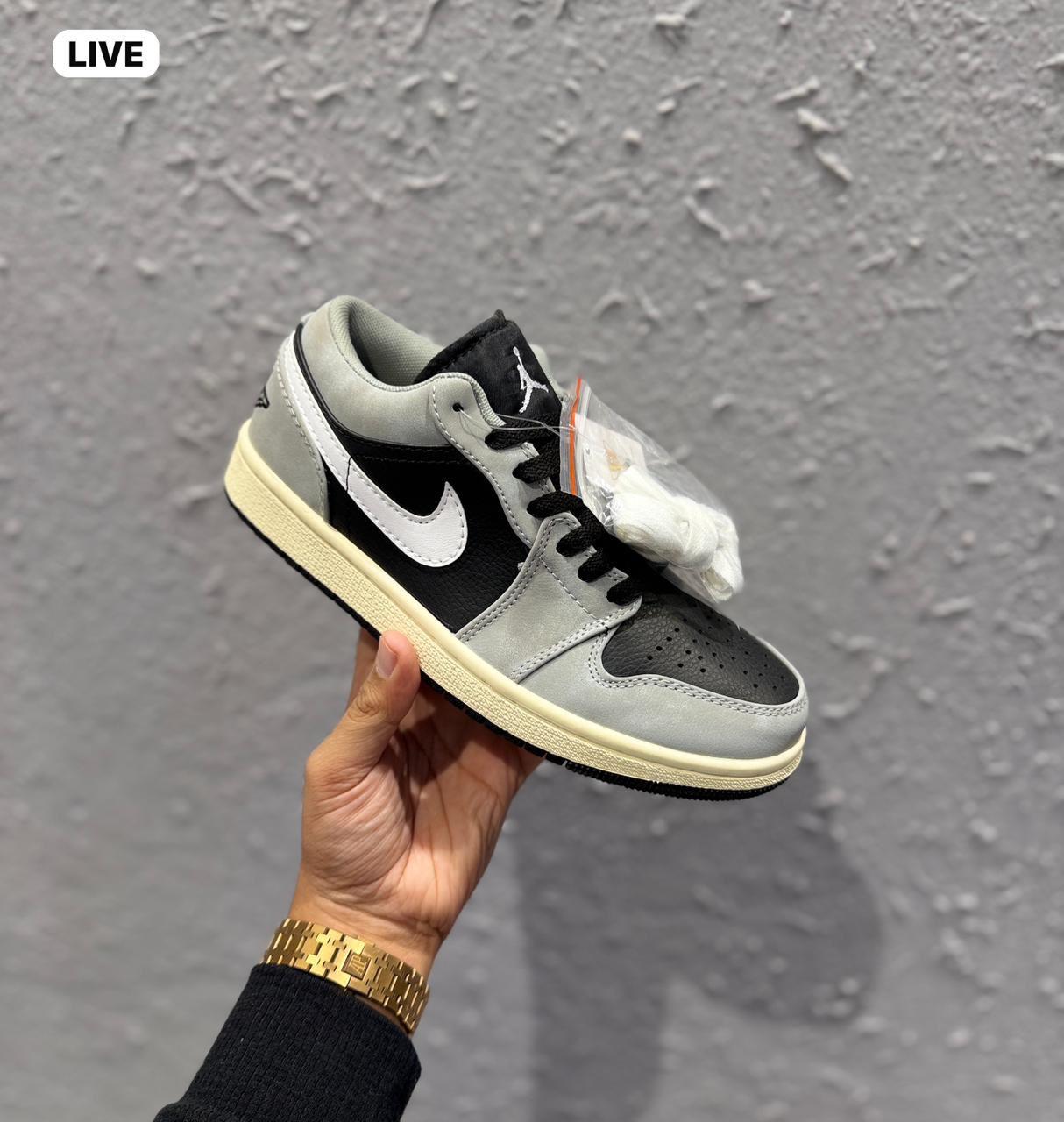 RETRO 1 lOW REVERSE SHADOW