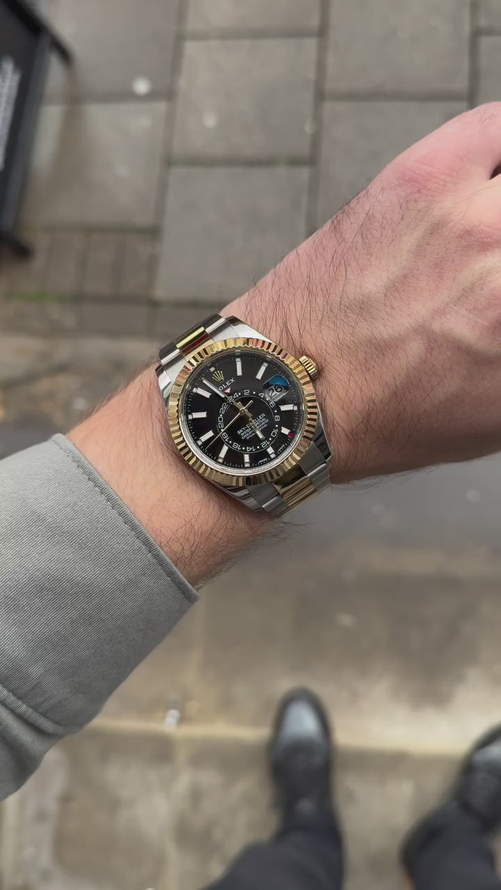 WATCH SKY DWELLER