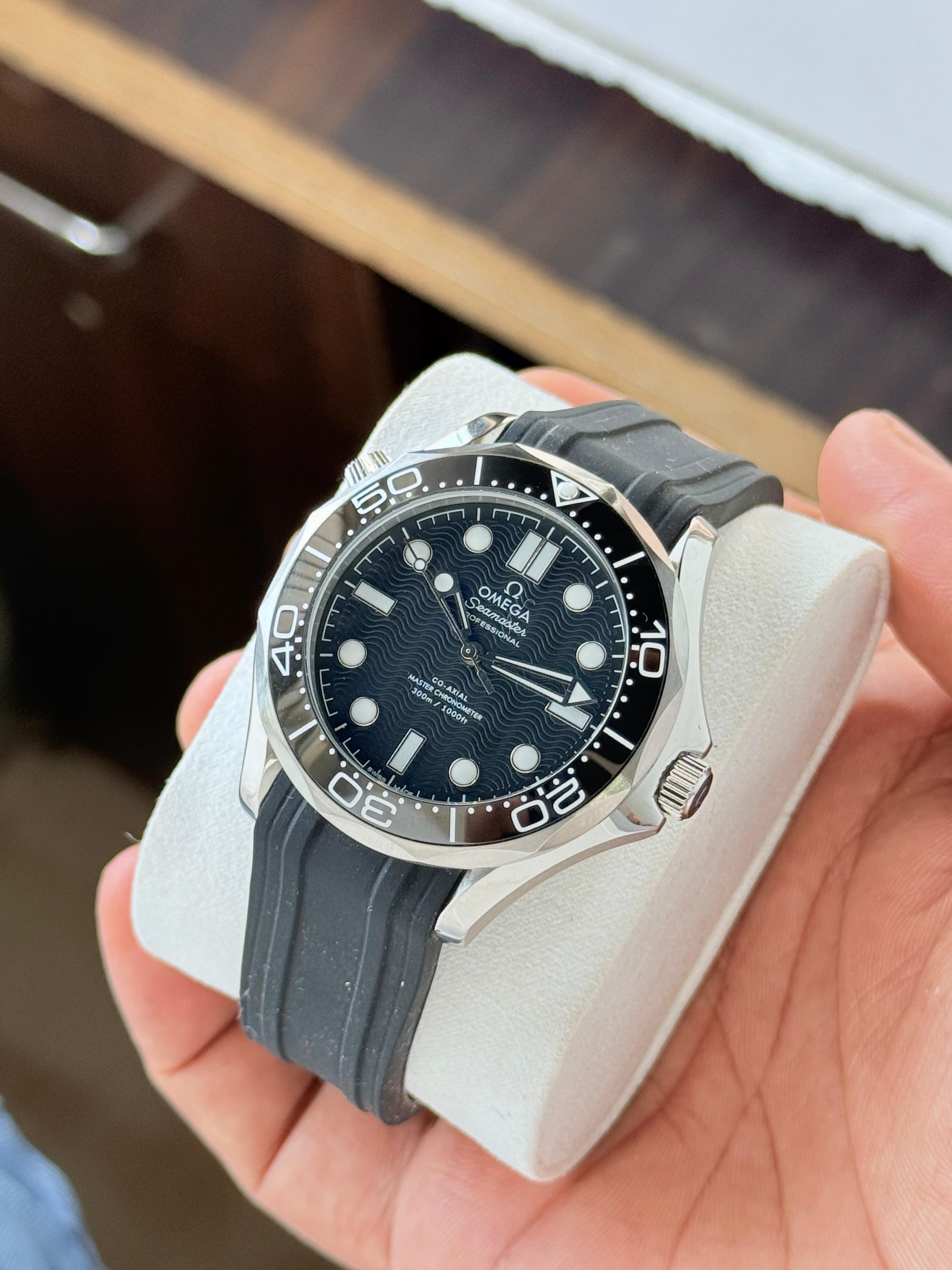 WATCH SEAMASTER
